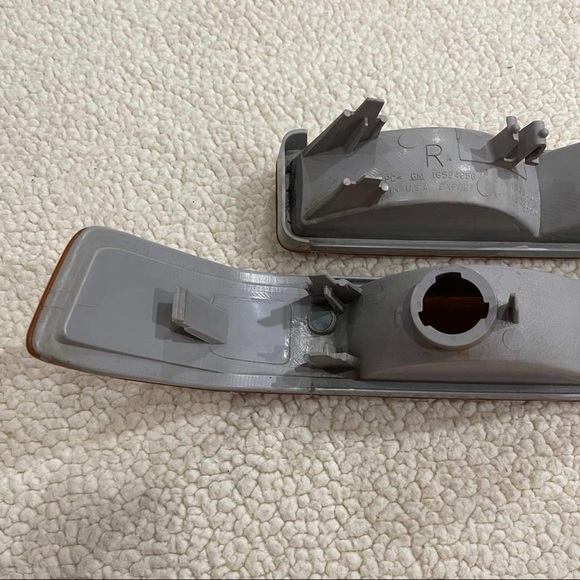 Chev S10 Sonoma Blazer GMC Jimmy OEM Turn Signal Park Lights Lamp Lens 16524255 - Picture 11 of 11